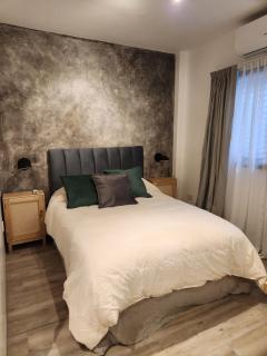 Anita's Place II - 5