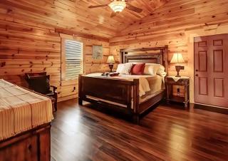 Mins to DT Gatlinburg~ Hot Tub~ Community Pool - Gatlinburg - 9