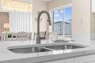 Oceanfront Luxury Top Location w Lazy River Pool Grills - Myrtle Beach - 4