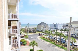 Tropical Cherry Grove Ocean View Beach House w Pool - Myrtle Beach - 9