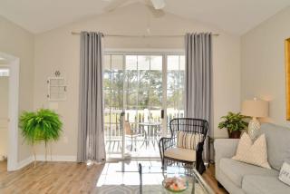 Massive Waterfront Pool Lakefront Condo Famous Barefoot Resort - North Myrtle Beach - 1