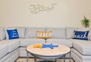 Oceanfront Condo Huge Pools Top Rated Ocean Creek Resort - Myrtle Beach - 4