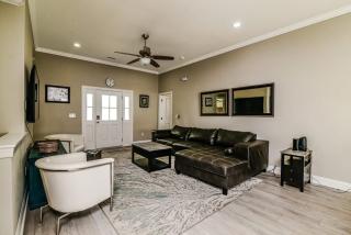 4 BR Stunning House Near Beach and Main St - Myrtle Beach - 6