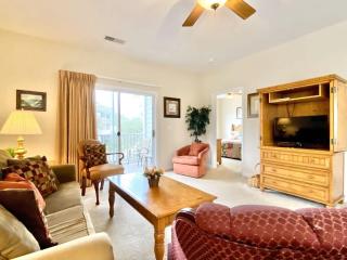 Lakefront Condo w Huge Waterfront Pool Hot Tub - North Myrtle Beach - 7