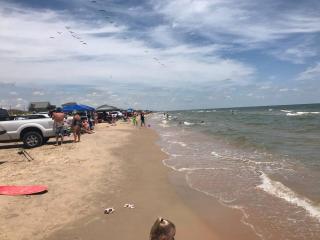 Beach Hut - Half Duplex Just a Few Blocks to Sand Shore and Jetty Park - 8