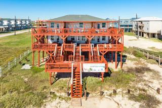 Livin' The Dream Beachfront & Center - Surfside Beach - 8