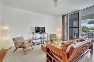 Casa Leeward with Pool on the Laguna Marina - 6