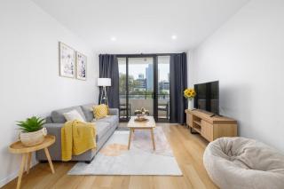 Brand New Cozy 1BR Apartment Business NBN GYM - Gold Coast - 7