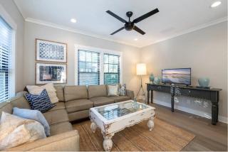 Butterfly Bungalow - 1