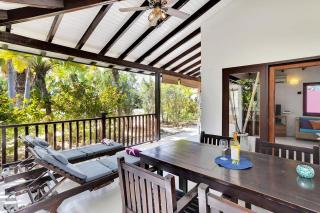 Casa Magnolia Communal Pool and Outdoor Shower - 2