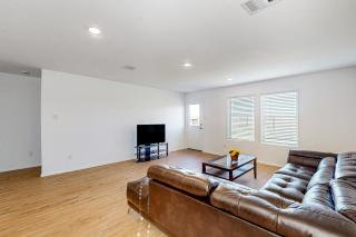 Relax or Play - Baytown - 5
