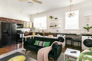Treasure Island - Atlanta - 5