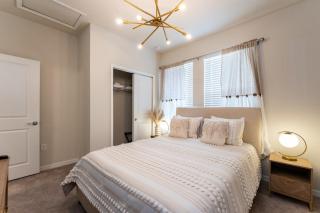Beautiful new 8br w theme rooms pool game room - Davenport - 9