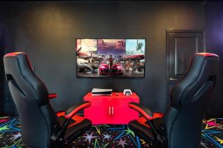 Amazing 8br w pool theater game room by Disney - Kissimmee - 0