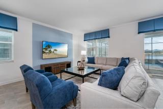 Amazing 8br villa w theme rms game room theater - Kissimmee - 2