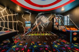 Amazing 8br villa w theme rms game room theater - Kissimmee - 9