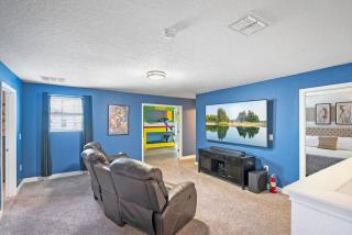 Awesome 9 br home w game room theater theme rms - Davenport - 9