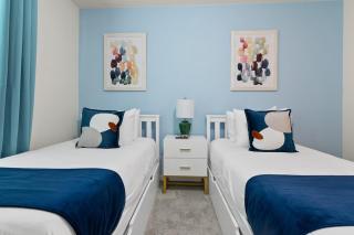 Spacious 4br Townhome w pool -Free BBQ - 9