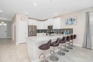 Luxury 9 Bed villa Jungle bedroom w slide gameroom - Davenport - 4