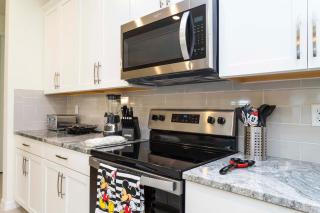 Awesome 9br villa near Disney pool Free BBQ - Kissimmee - 3
