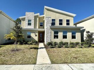 Amazing 6br w pvt pool game room near Disney - 6