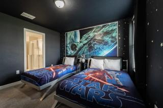 Charming 9BR Villa w Theme & Game Rooms by Disney - Kissimmee - 6