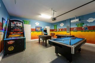 Charming 9BR Villa w Theme & Game Rooms by Disney - Kissimmee - 8