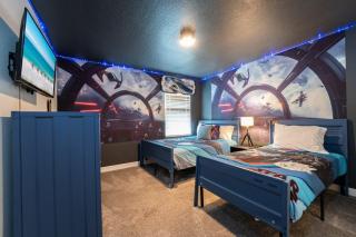 Magical 9BR Villa by Disney w Pool Theme Room - 2