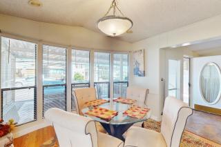 Pools and Pickleball! Dog-Friendly Home in Surprise - 4