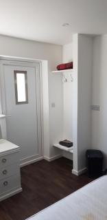 Self contained annex - 3