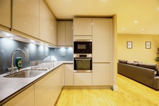 Modern 2BR London Flat Style and Comfort Combined - Londra - 4