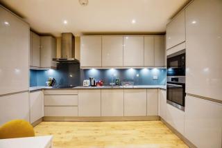 Modern 2BR London Flat Style and Comfort Combined - Londra - 2
