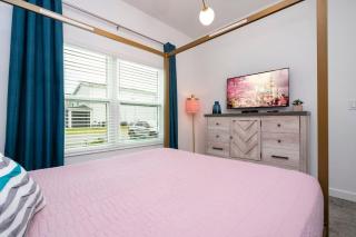 Gorgeous 4 Bd w Pool at Storey Lake Resort 4277 - 3