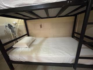 AIDA HOSTAL - Flores - 2