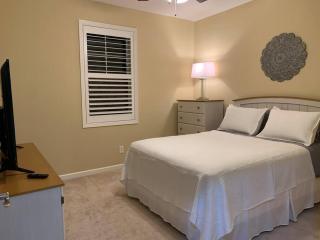 Executive home retreat! - Beaufort - 1