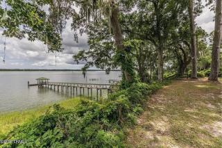 Waterfront! Private Dock! Cottage in the City! - Beaufort - 3