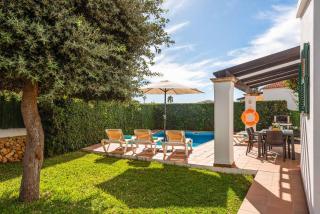 Villa Nuria Bosch - 1