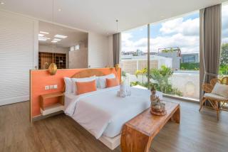 Vida & Vola : Majestic Coastal Retreat 40 Guests incl in Price - Canggu - 5
