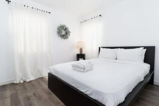 Nautical Point Loma Getaway - 7 mins to airport - San Diego - 2