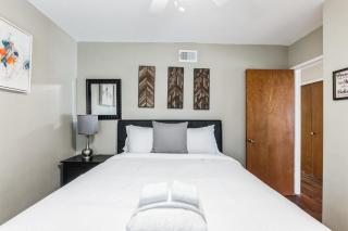 Family Retreat by Cardo - Sleeps 10 - 6