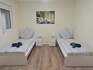 Work and Stay 3 Schlafzimmer 8 Betten 1 Küche 1 Badezimmer 150qm - 8