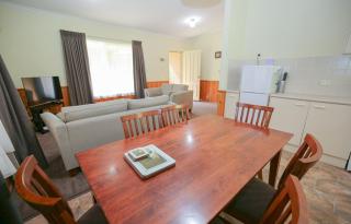 Silver Birches Holiday Village - Unit 10 - Bright - 9