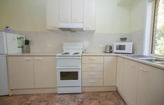 Silver Birches Holiday Village - Unit 10 - Bright - 7