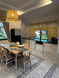Villa Genevieve - 3