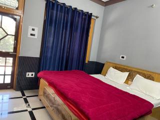 Abhi Homestay - Khajjiar - 2
