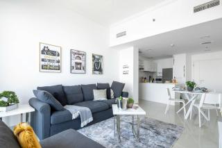 Frank Porter - Ocean Heights - Dubai - 6