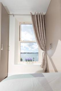 Unit 2 Island View Apartments With Stunning Harbour View - Cobh - 6