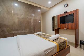 Prime Palace Hotel - MG Road - Cochin - 1