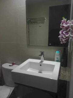101 Newport Boulevard East Wing Pasay City - Manila - 2