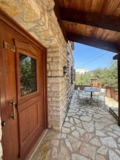 Villa Kolonja - Holiday Homes near Ksamil Beach - 8
